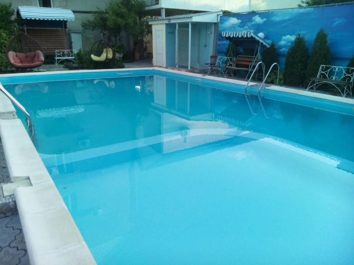 Skadovsʼk Admiral Hotel المظهر الخارجي الصورة