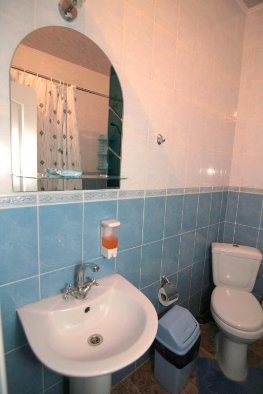Skadovsʼk Admiral Hotel الغرفة الصورة